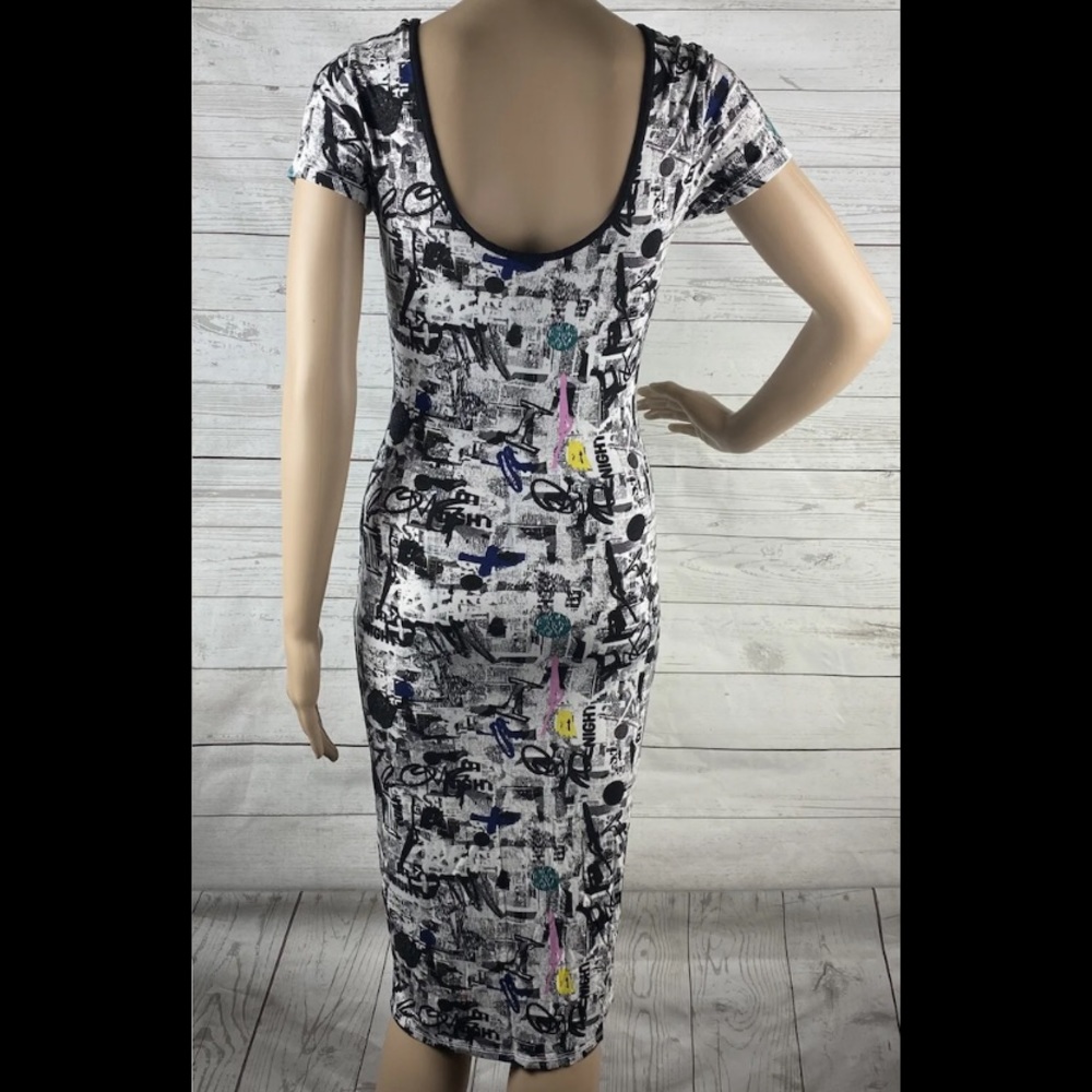 Topshop Bodycon Dress 🌺 Cute Newsprint - Picture 9 of 12